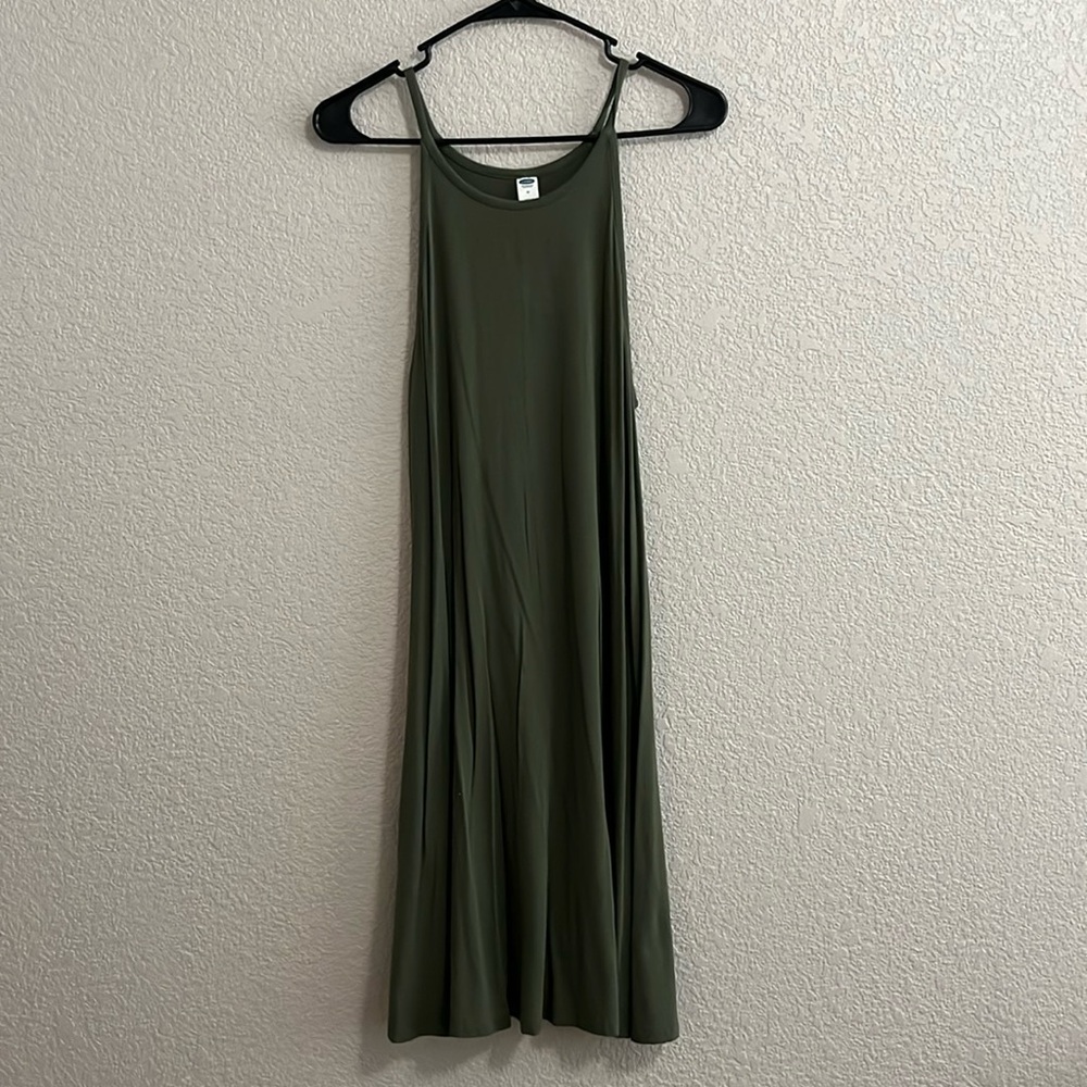 Women’s Old Navy medium green tank a-line dress.